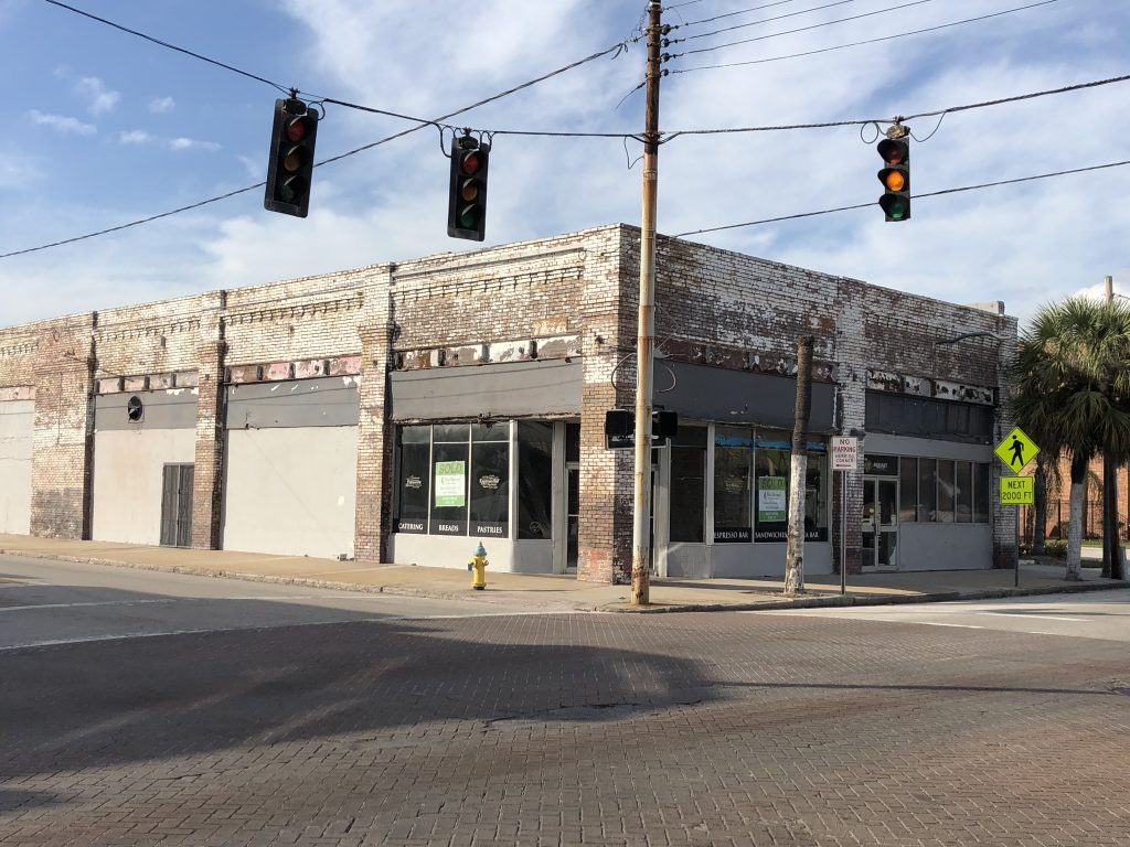 1702 N Howard Ave-FULLY LEASED | Baystreet Commercial